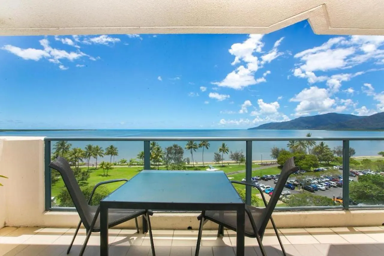 ****  181 The Esplanade Aparthotel Cairns Australia