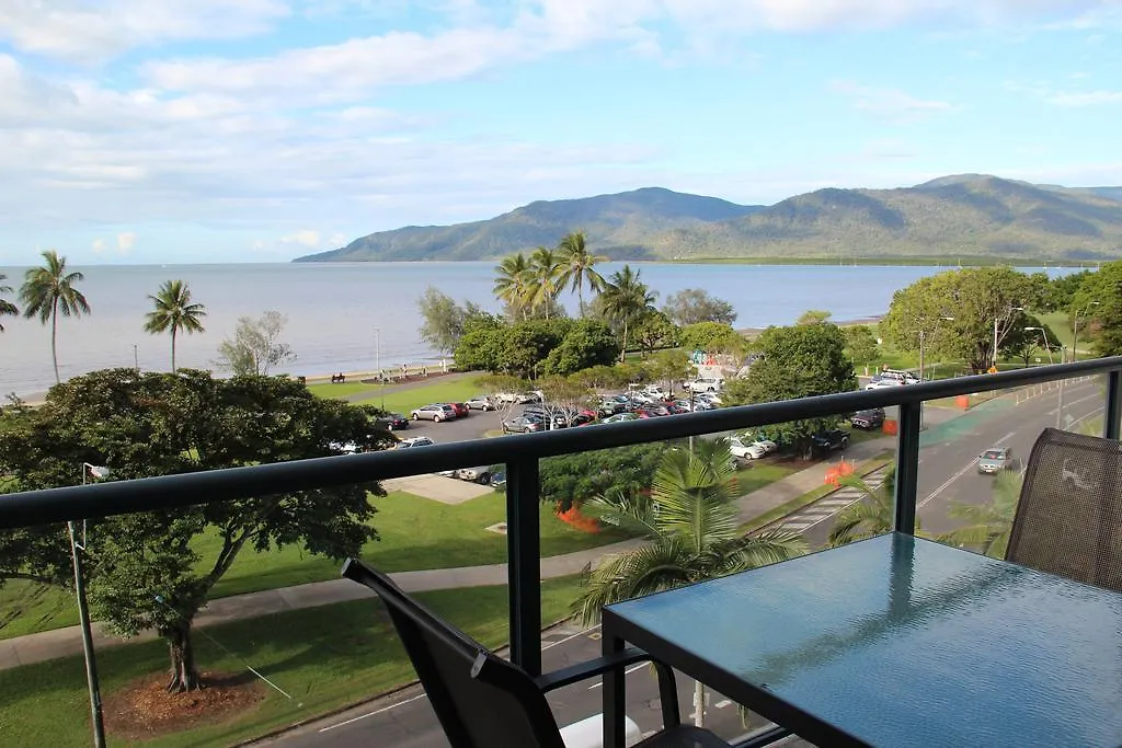 ****  181 The Esplanade Aparthotel Cairns Australia