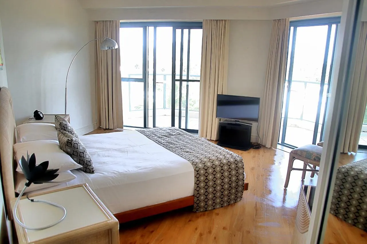 181 The Esplanade Aparthotel Cairns 4*,  Australia